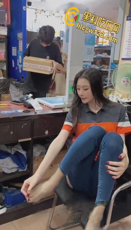 大长腿女神【小豆豆】户外露出,真正的露出界始祖,主打一个唯美胆子大颜值高玩得花!-4