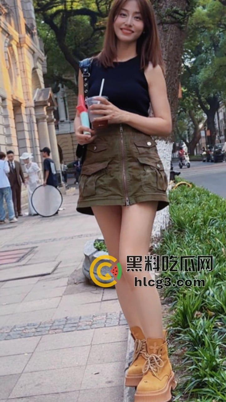 抖音爆炸性丑闻!600万粉网红情侣『地位极高硬气鑫』打炮私密视频流出,深喉口交,后入片段意外大泄露-14