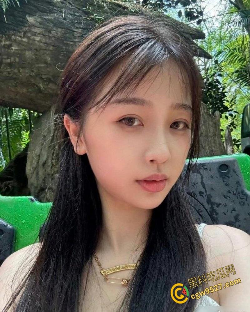 虞书欣陪睡风波!网传小花虞书欣拍一部戏睡一个男主角,私生活极其混乱,剧组夫妻玩的就是花!-2