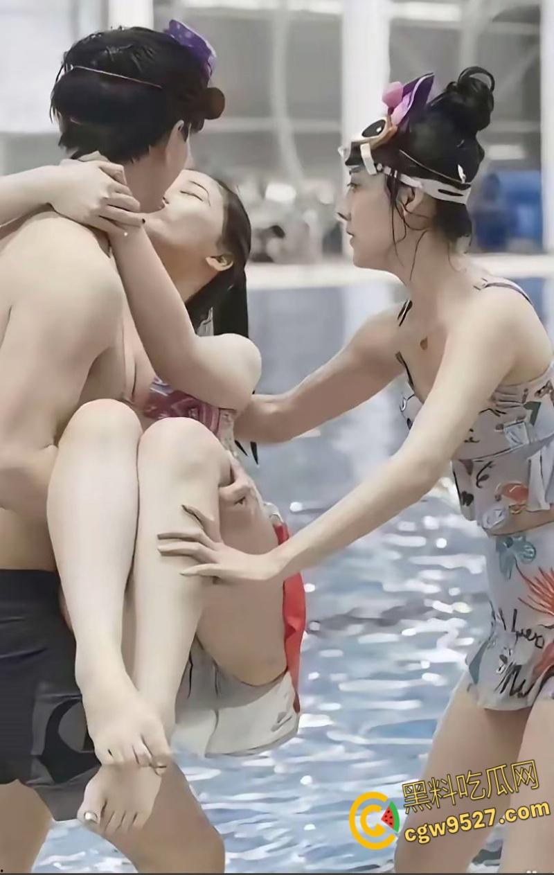 虞书欣陪睡风波!网传小花虞书欣拍一部戏睡一个男主角,私生活极其混乱,剧组夫妻玩的就是花!-13