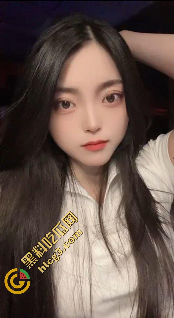 瓜友投稿曝光模特骚货『兔兔』美臀配花纹引人注目 第一视角多场景后入爆操诱人撸!-4