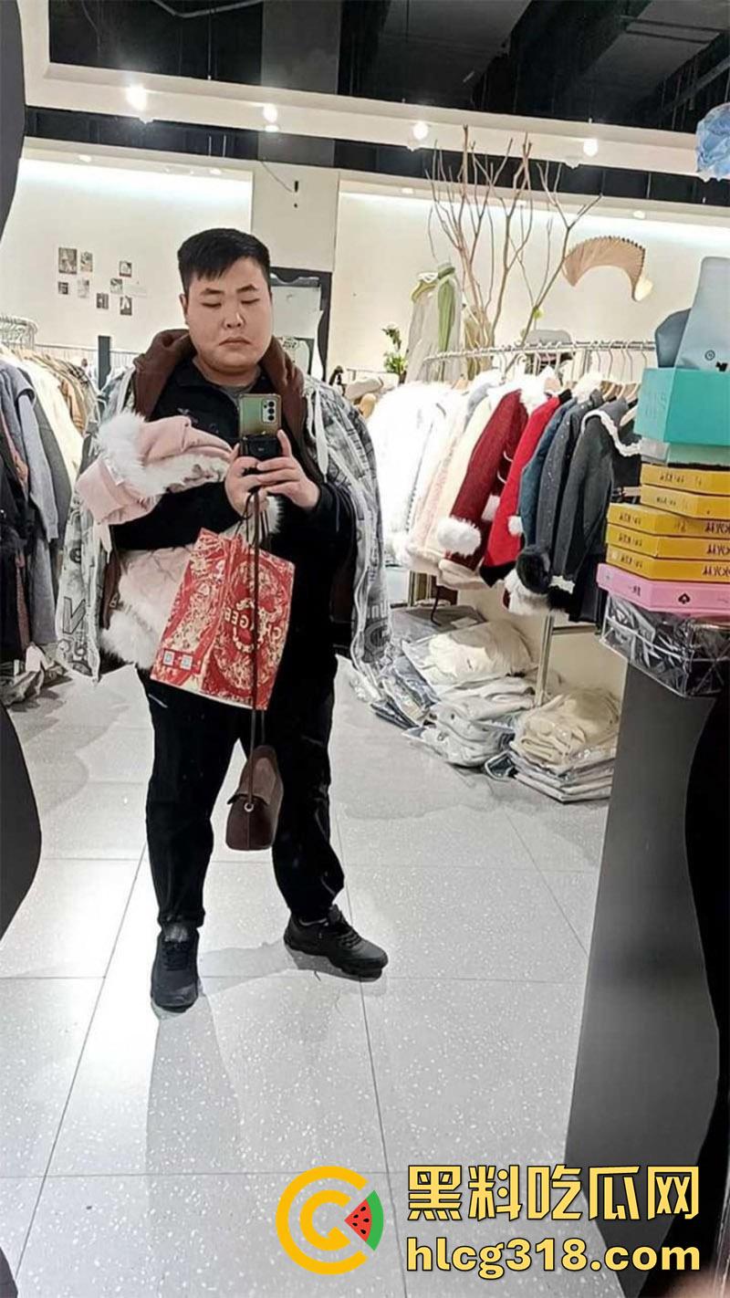 户外约操广西精神小妹,露骨聊天记录曝光,100块就能约出来随便蹂躏,妹子玩的有点开啊!-7