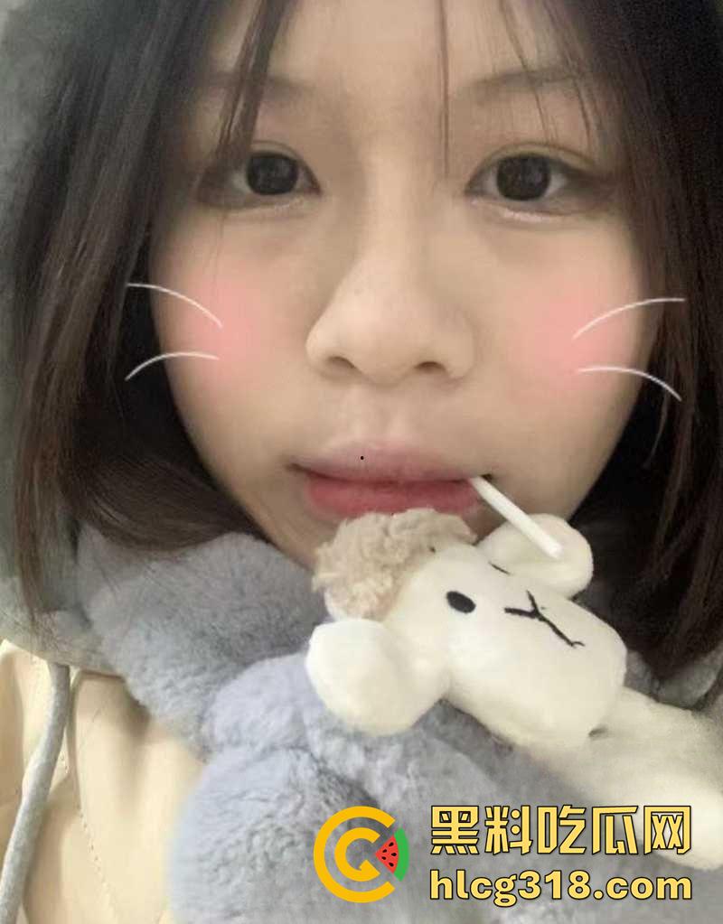 户外约操广西精神小妹,露骨聊天记录曝光,100块就能约出来随便蹂躏,妹子玩的有点开啊!-9