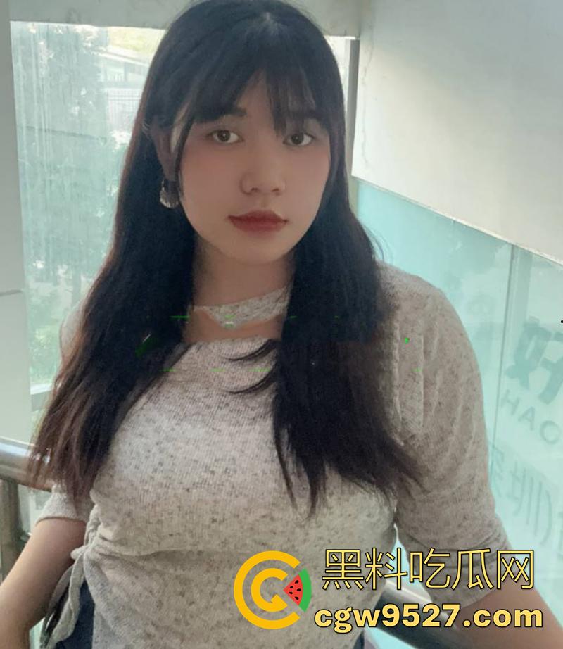 云南红河绿春县【张者芬】，破瓦村哈尼族新婚人妻，大婚前夜视频惨遭曝光，竟是个爱吃精液的母狗！-7