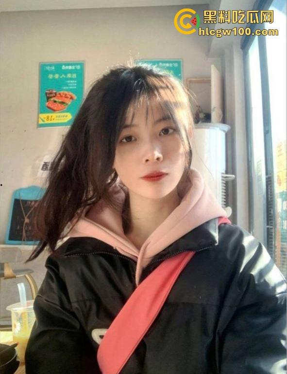 合肥网恋聊到的大学妹【余嘉宁】刚失恋就被拿下,性冷淡到床上闭眼不叫不闹,连分手都显得清淡无味!-4