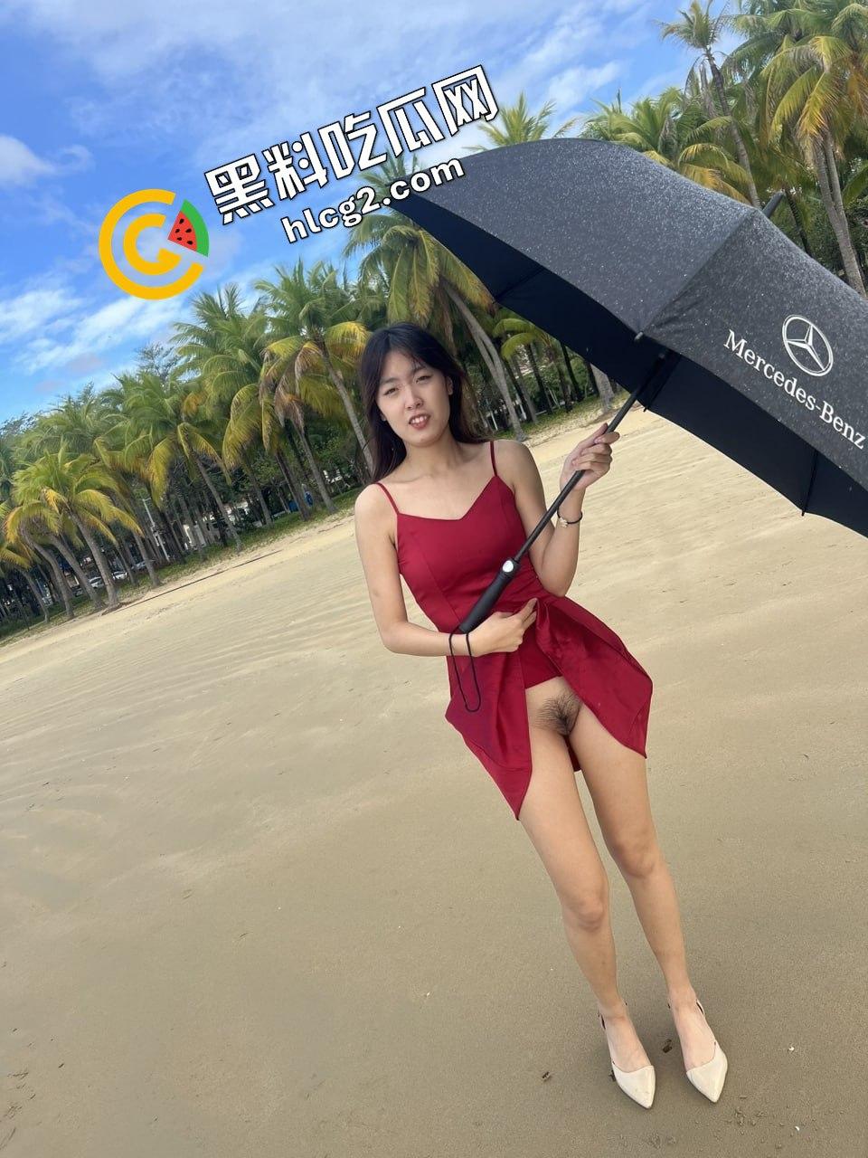 海南90后人妻母狗『张婉婷』一狗两主！坐姿女上位骑乘 边操边笑 炮友全程拍摄记录骚样流出-1