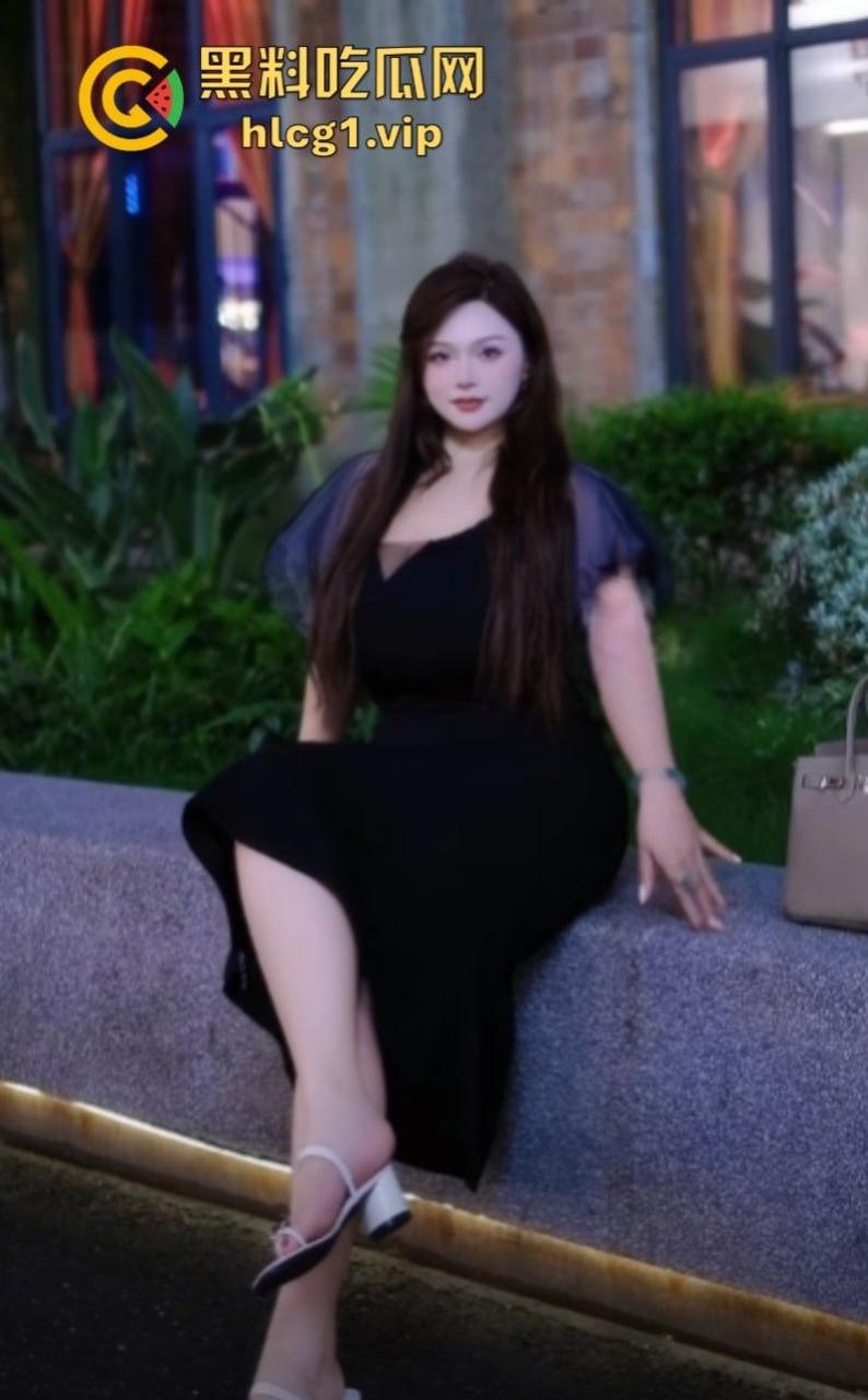 抖音爆乳网红 刘雯房车生活 雯太师最新啪啪无套内射 一起来感受一下比头大的巨乳！-8