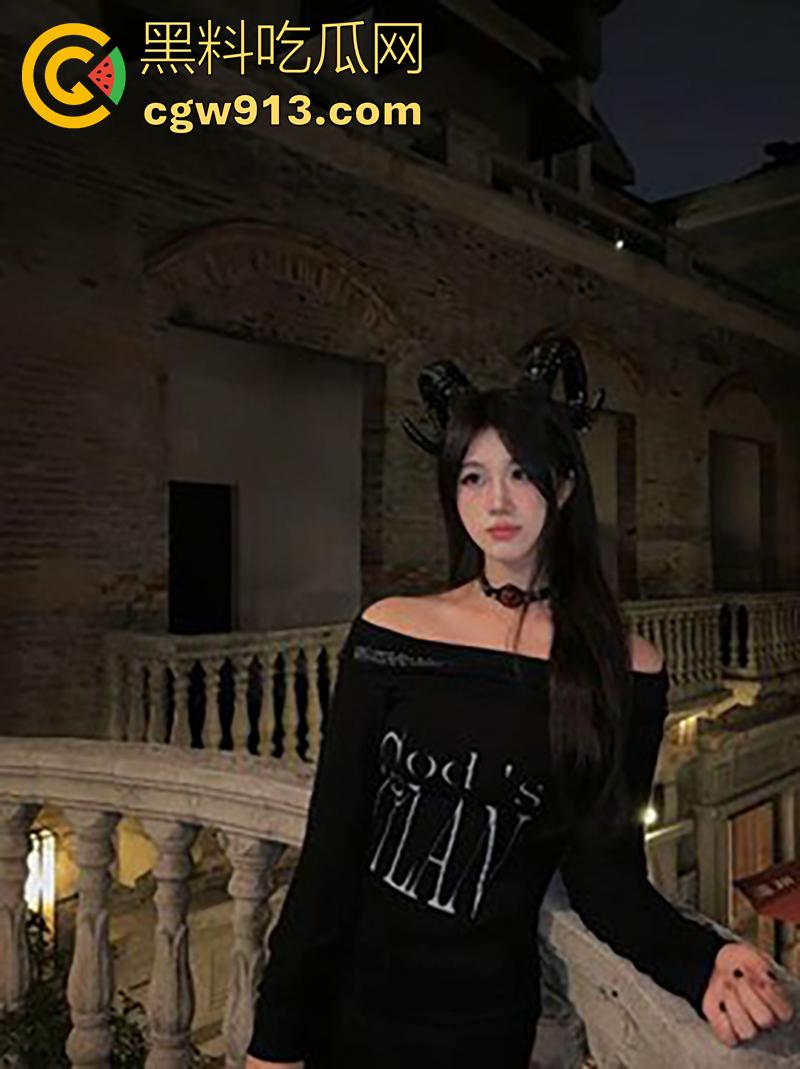 南京大奶极品反差婊【王腾诺】,外表清纯床上淫荡,身材曼妙眼神魅惑,深喉骑乘引爆荷尔蒙!-3