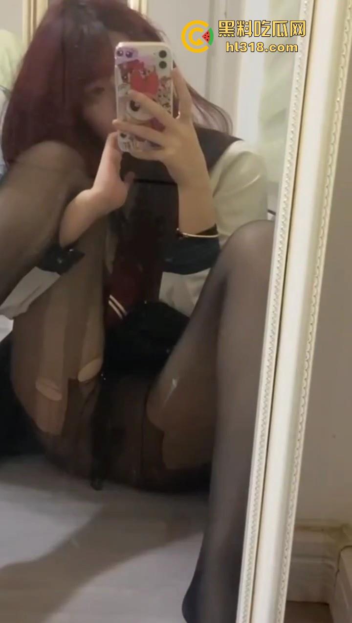 江西文理学院【秦佳琪】自慰视频曝光,绝美颜值可爱萝莉,性感身材极品巨乳,双指插穴怒虐蝴蝶逼!-3