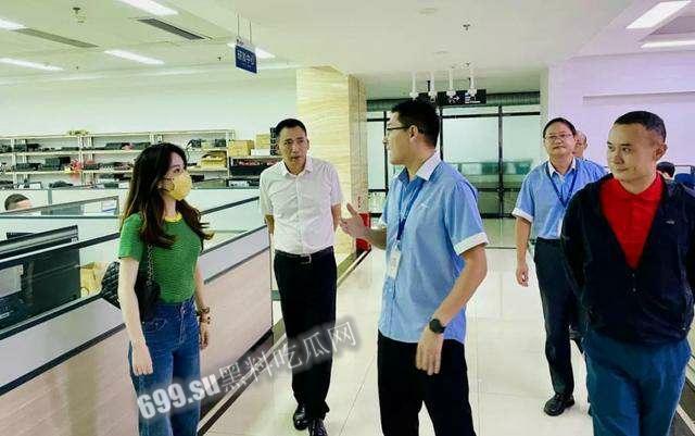 【后续】全网热瓜!扬州商务局副局长戴璐与副市长 婚房多次偷情被老公录像曝光-15