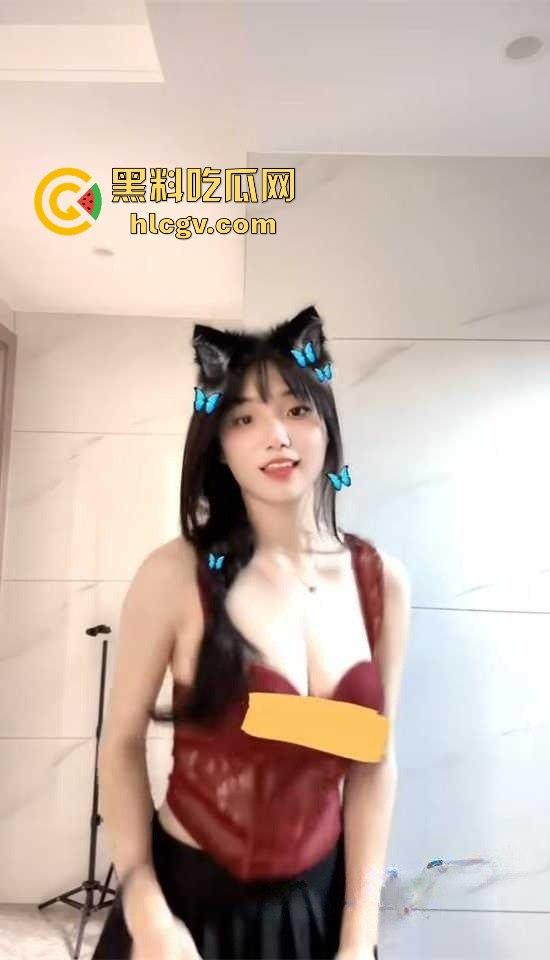 大奶网红『宝贝88』改名再战抖音！擦边福利惹火，私密视频传开，抓紧速度上车赶紧白嫖一波！-6