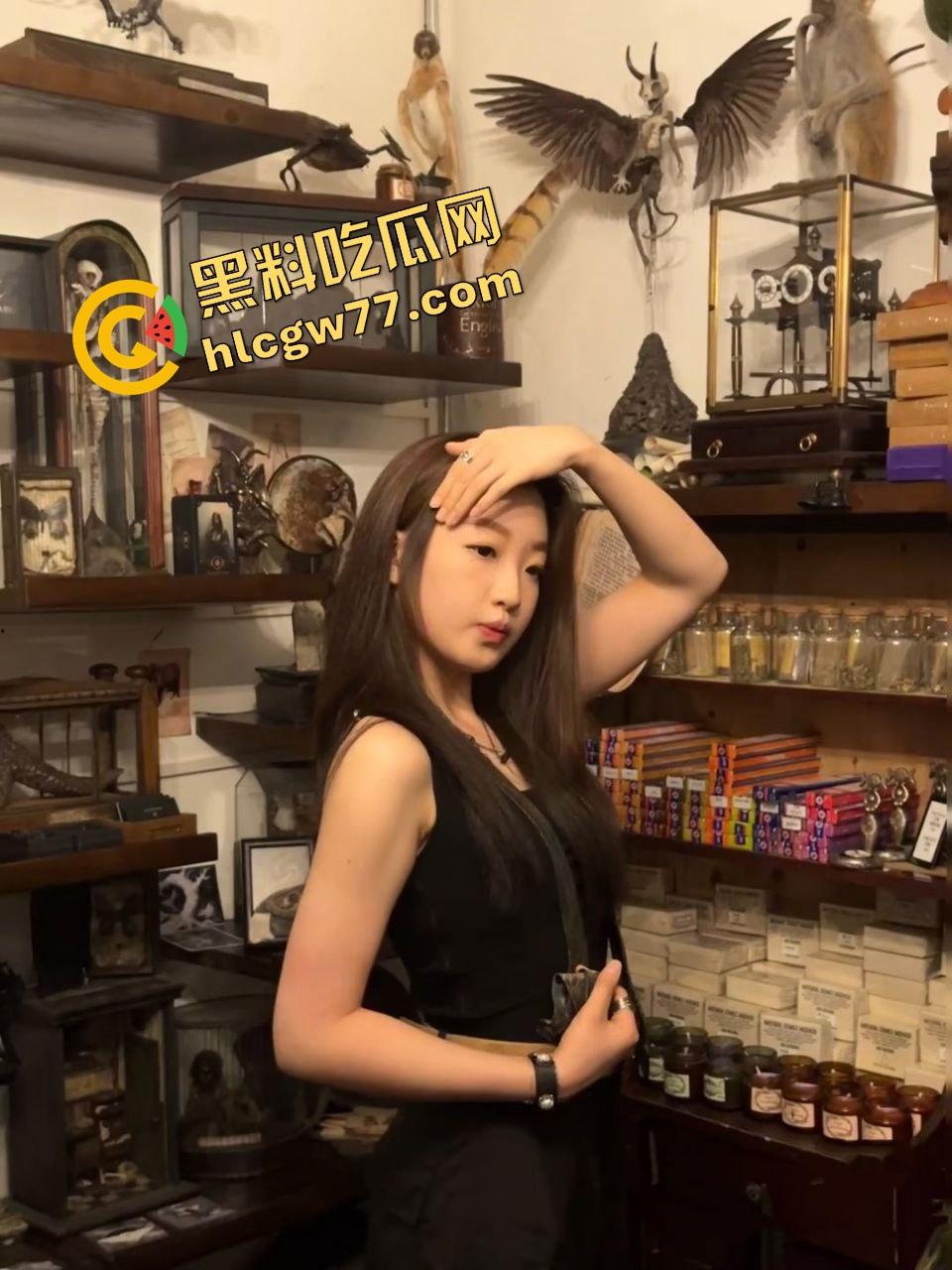 京城二院小护士『李敏』真空上班遥控跳蛋值夜班，查房都能被震到逼里流水！-7