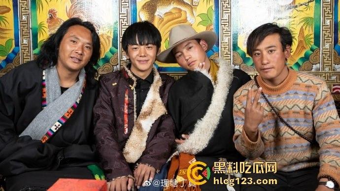 理塘王丁真降临，low逼才抽纸烟，男人该抽电子烟！90周年《What makes me smoke》致纸烟党，草泥马丁真！-3