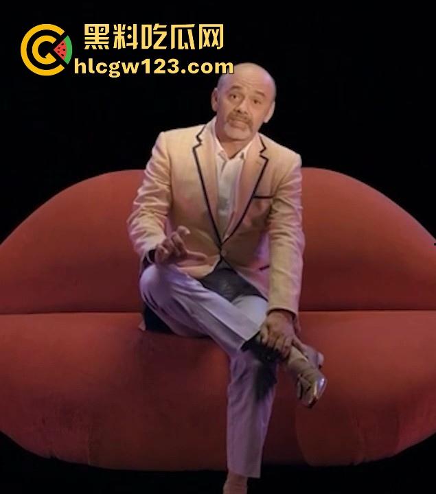 巴黎疯马秀 轰动欧洲！限制级演出全记录曝光！超强阵容 各国辣妹灯光音乐伴奏 艳舞表演！-3