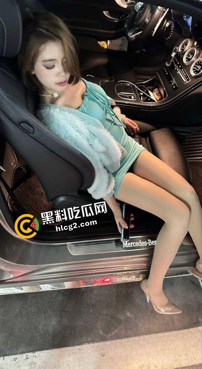 万人疯求！体育生与舞蹈生的完美性爱！185大屌一级运动员『Vissstaaaas』镜前一字马姿势爆操芭蕾舞女神 自拍流出-10