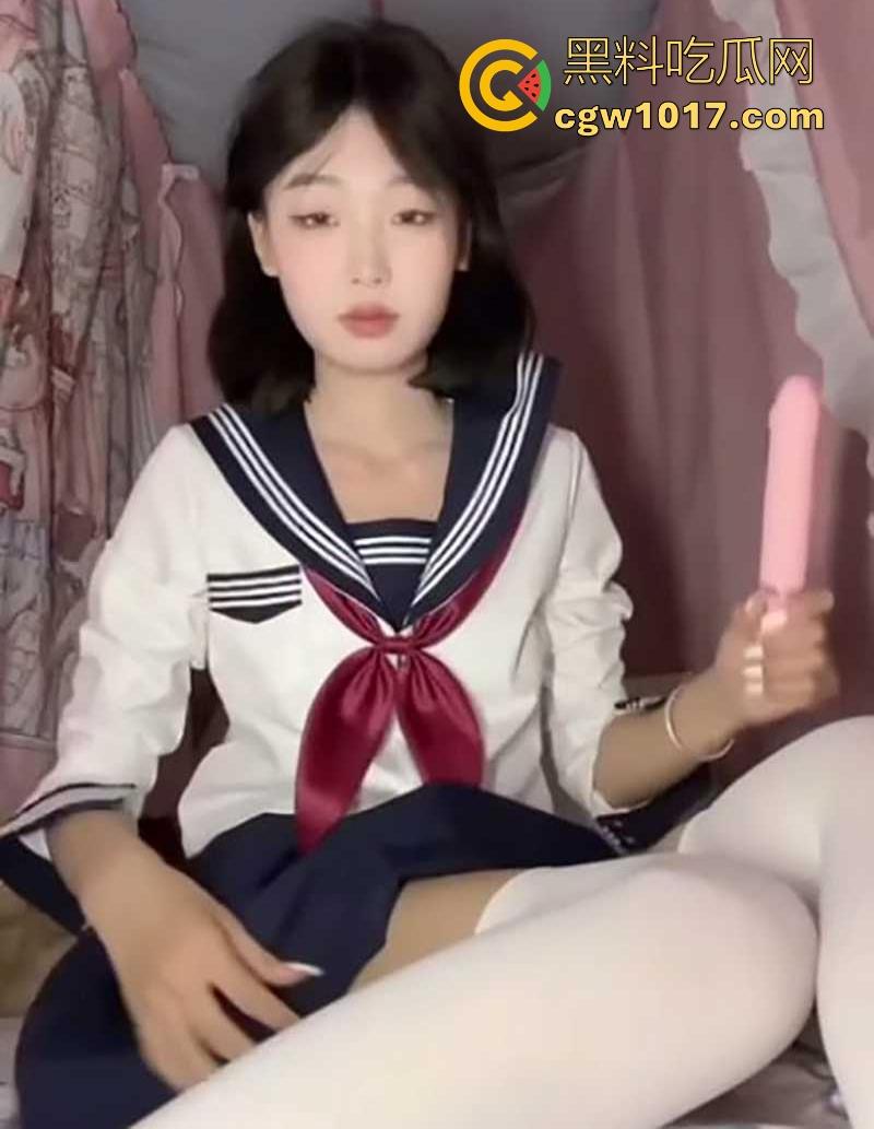 北京师范大学骚逼学妹【杨慧慧】寻刺激玩网调,露脸扮母狗全裸叼内裤,假屌疯狂抽插嫩穴,满满的反差感!-3