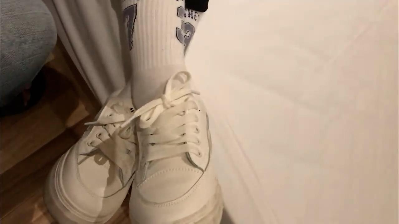 迷奸防疫护士小姐姐  昏睡如死猪被无限玩弄-3