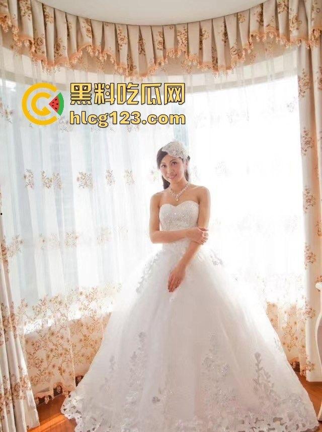 老婆当炮友母狗玩得飞起,自己辛苦赚钱养着个母狗给别人爽!家里床成了野男人肏逼圣地!-8