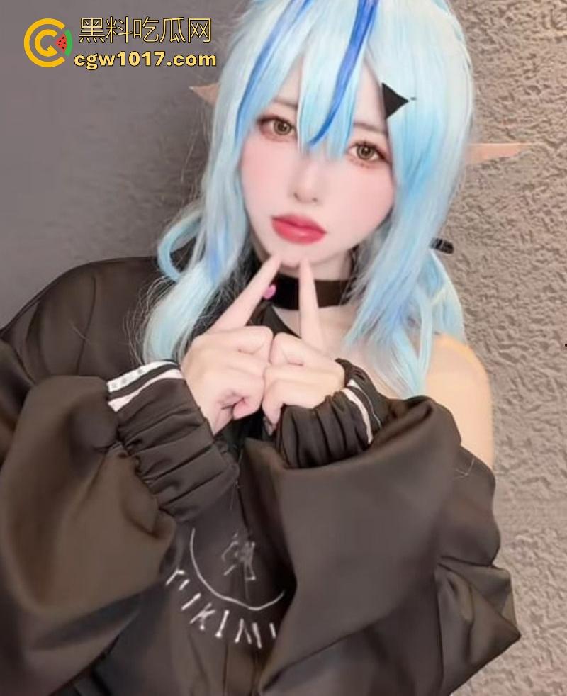 亚洲反差极品女神【Rizuna】最新作品Cos雪花菈米,擦边自慰,声线软糯得像融化蜜糖,直钻你耳朵里撩骚!-1