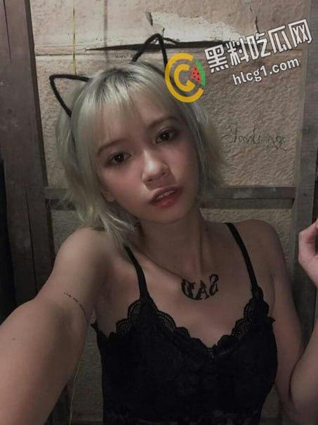 江苏大学很有气质的清纯短发妹 喜欢一个人在宿舍里 偷偷自慰揉奶扣逼 录下视频后在网上到处勾引炮友-1