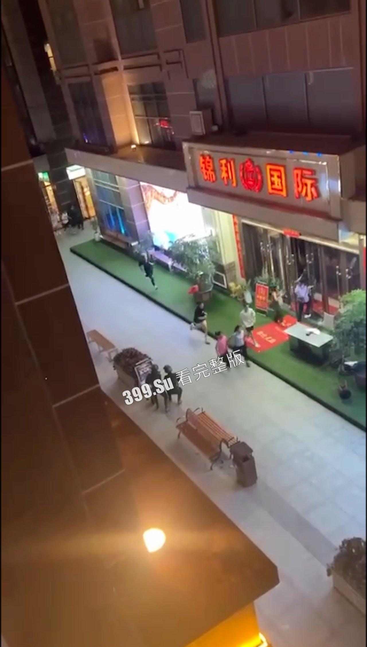 缅甸 果敢老街 真人吃鸡 当街枪战 传闻是白家和魏家-8