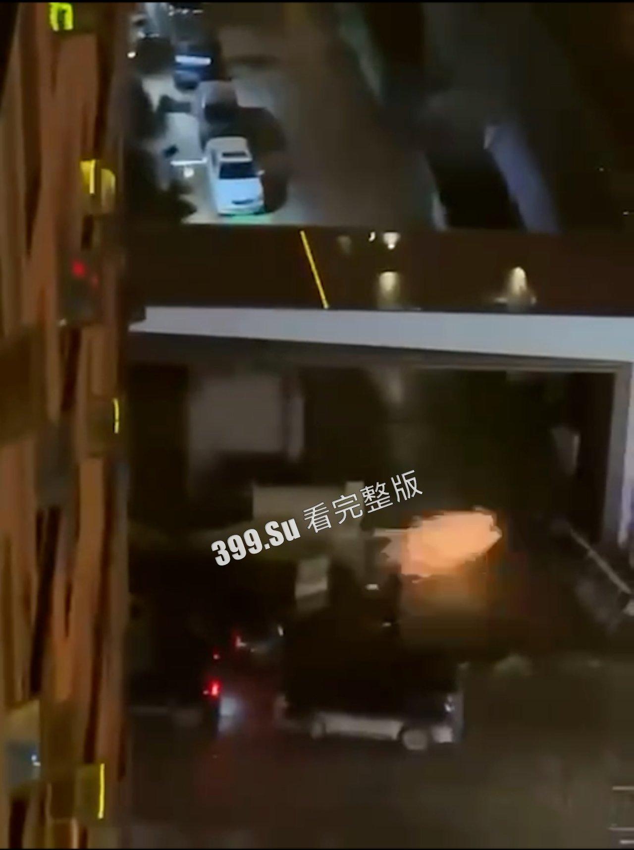 缅甸 果敢老街 真人吃鸡 当街枪战 传闻是白家和魏家-11