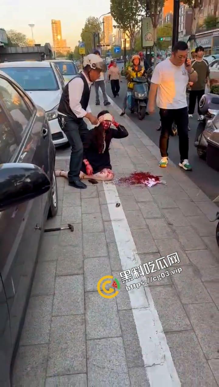 桐乡 男子因纠纷行凶 用榔头猛烈锤击美女律师头部 当场被制服-2