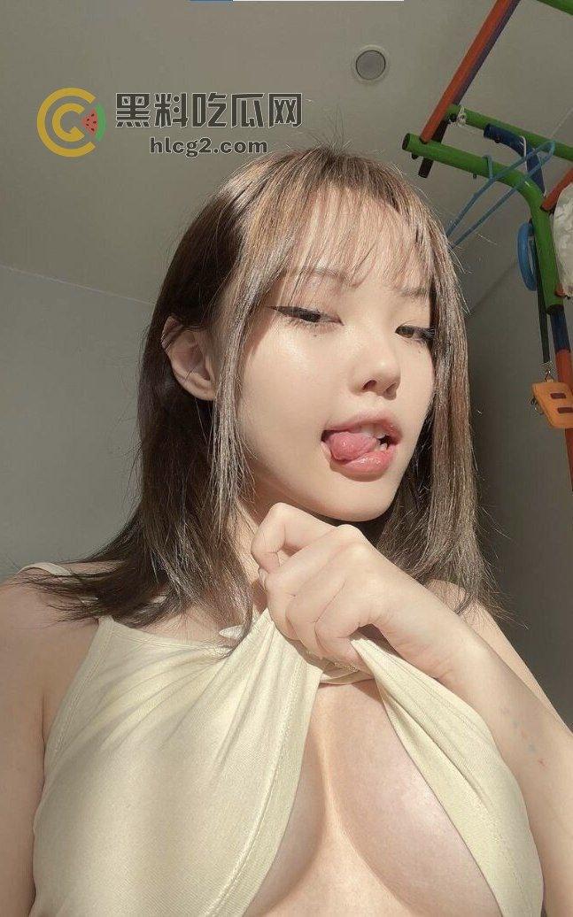 顶级颜值反差婊「皮利珊」私拍泄密，火辣自拍生活照被摄影师曝光！-14