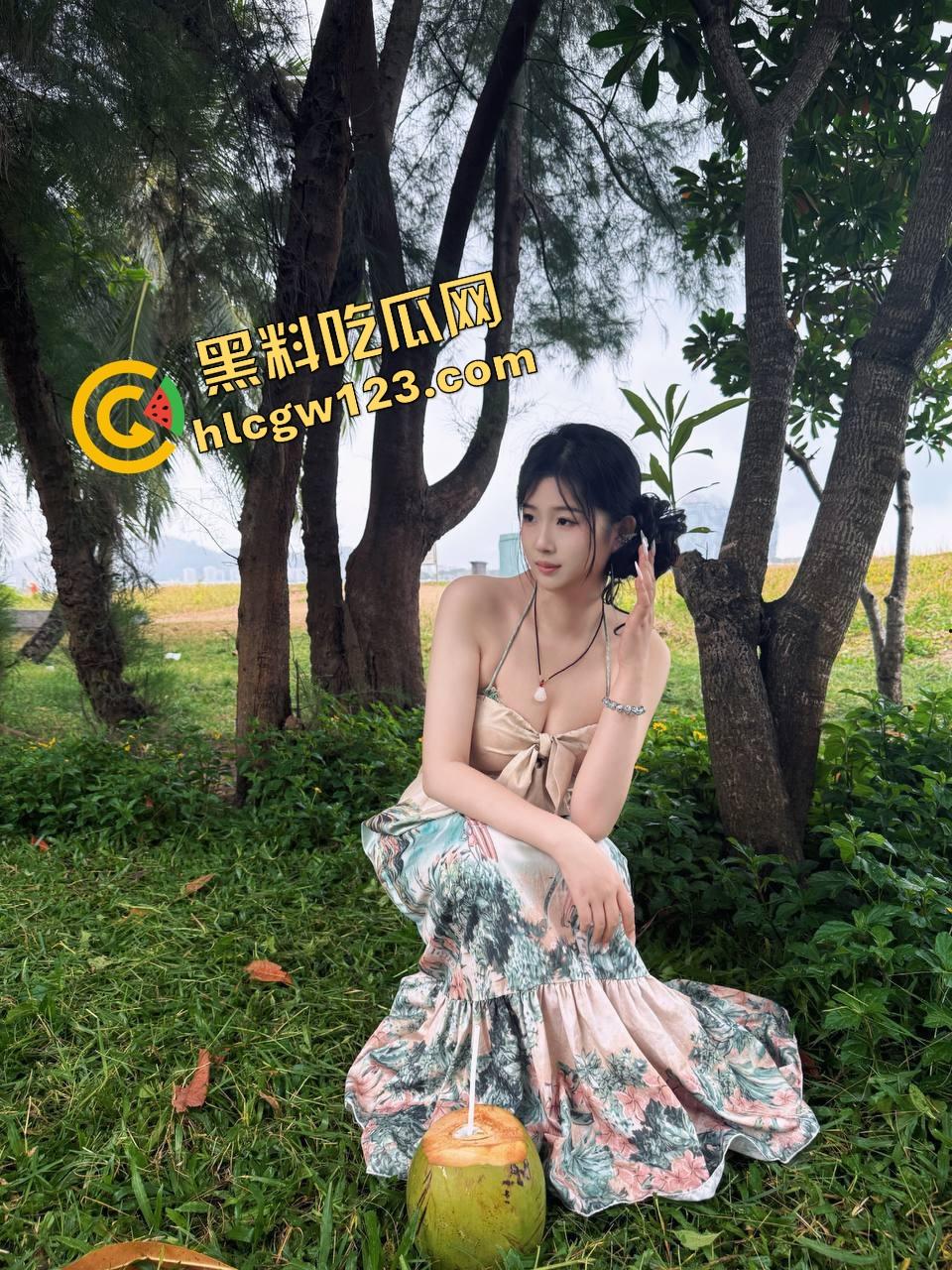 狂撩楼下烟酒店老板娘女儿，男友在外地，她嘴上说不行身体却很诚实半年聊天就为今晚，全程偷拍太带劲！-7