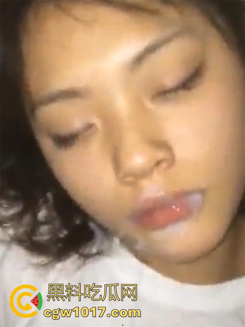 下药迷奸兄弟漂亮女友，惦记很久终于得到机会，带到酒店肆意蹂躏，爆操黑穴最后还射嘴里，太变态了！-6