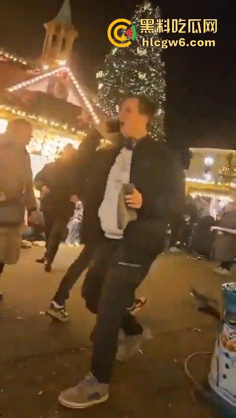 德国马格德堡发生车祸，一辆宝马车直撞向人群，疑似恐怖袭击！！-12