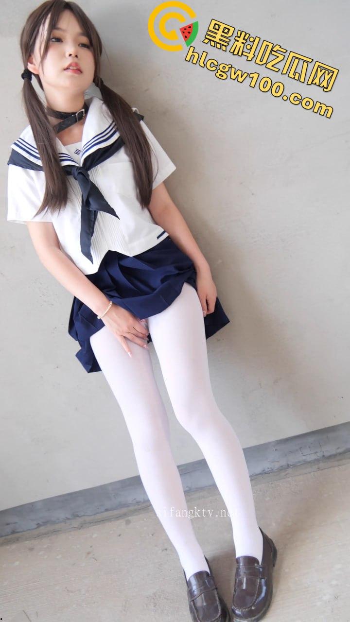 极品福利姬【林书辞】掰唇展示粉嫩阴道，诱人娇躯香艳十足，捆绑调教付费福利视频-13