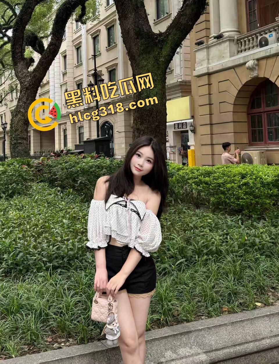 宜兴丁山职校『韩佳』极品校花下海，酒店陪玩高富帅，嫩穴紧致配高颜值，鸡巴慢推摩擦感直冲脑门！-2