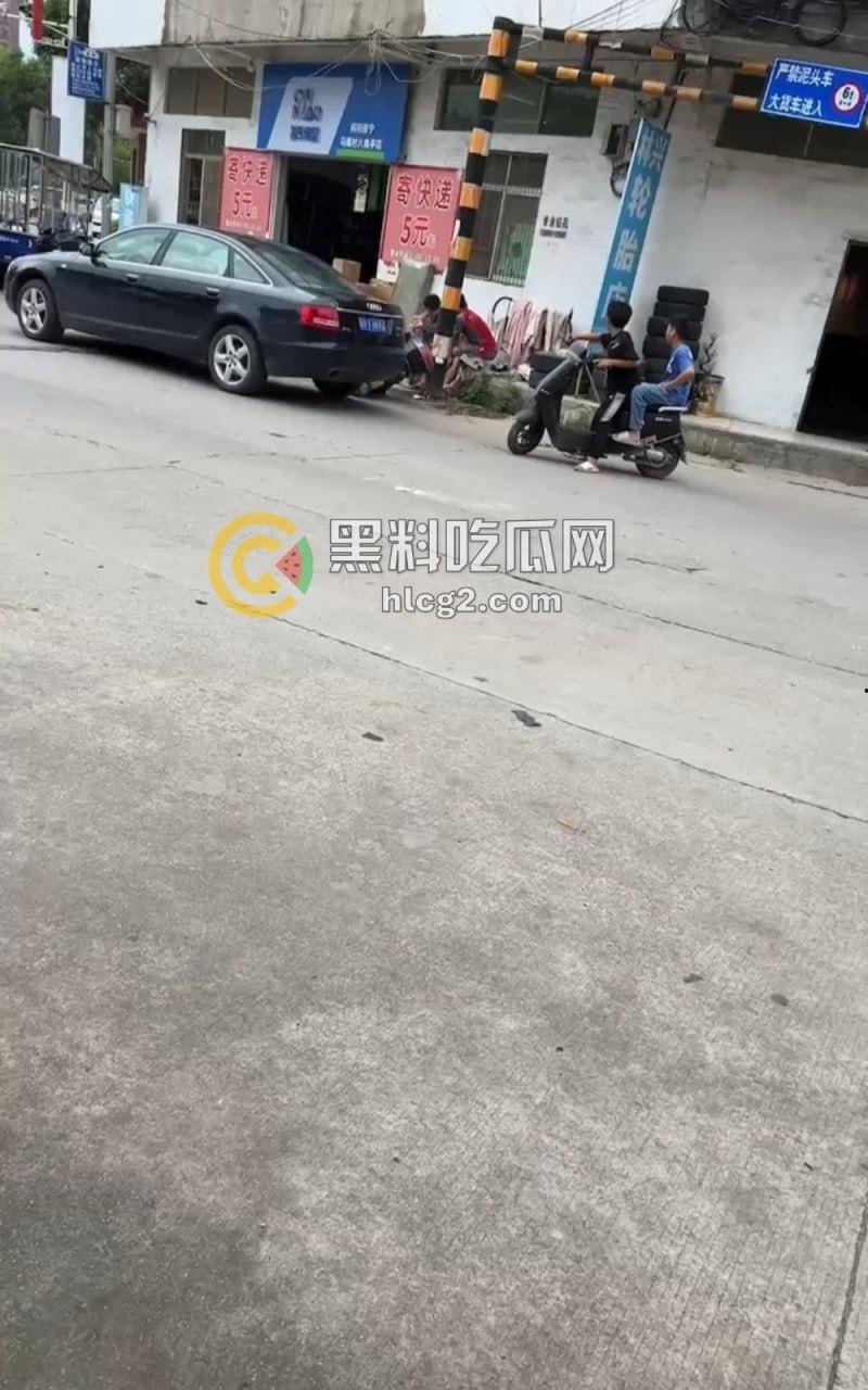 广东普宁市党委书记取快递遭持刀捅伤！纠纷引发一死一伤，嫌疑人被拘留-11