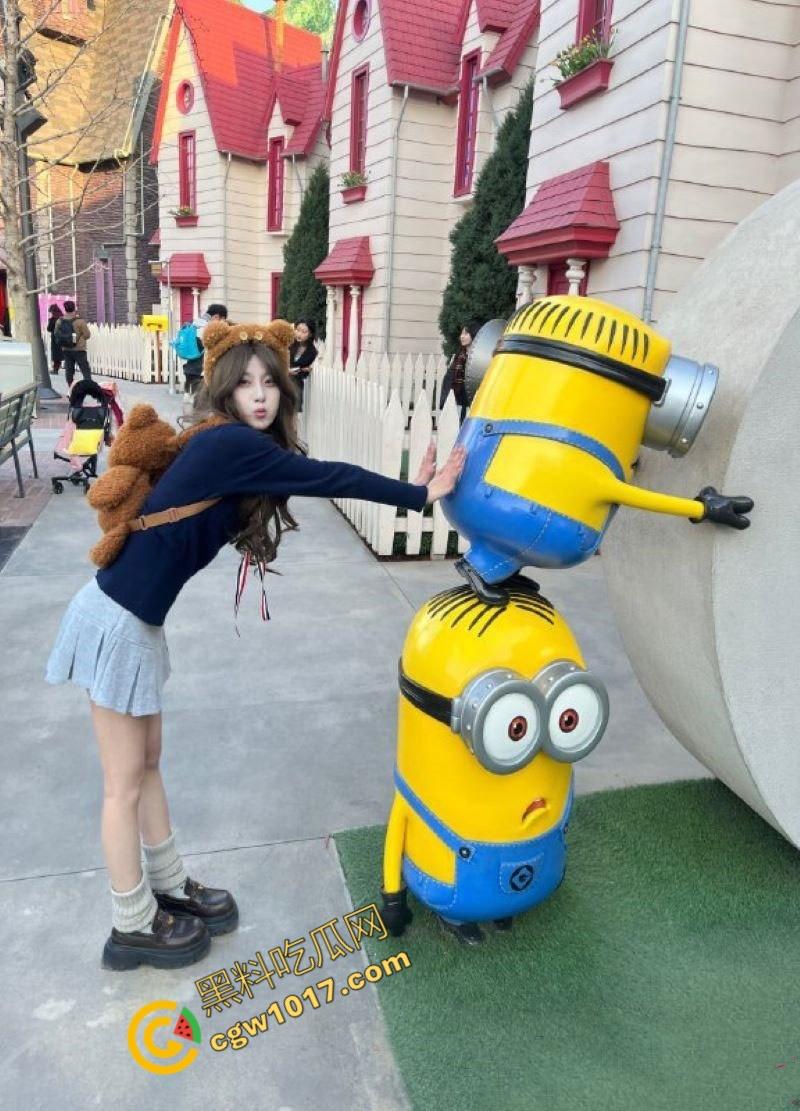 潍坊反差萌舞蹈生狂野视频炸网!34D巨乳乱颤,高铁厕所疯狂乱交!清纯脸下的妖艳野战,让你欲望无限!-1