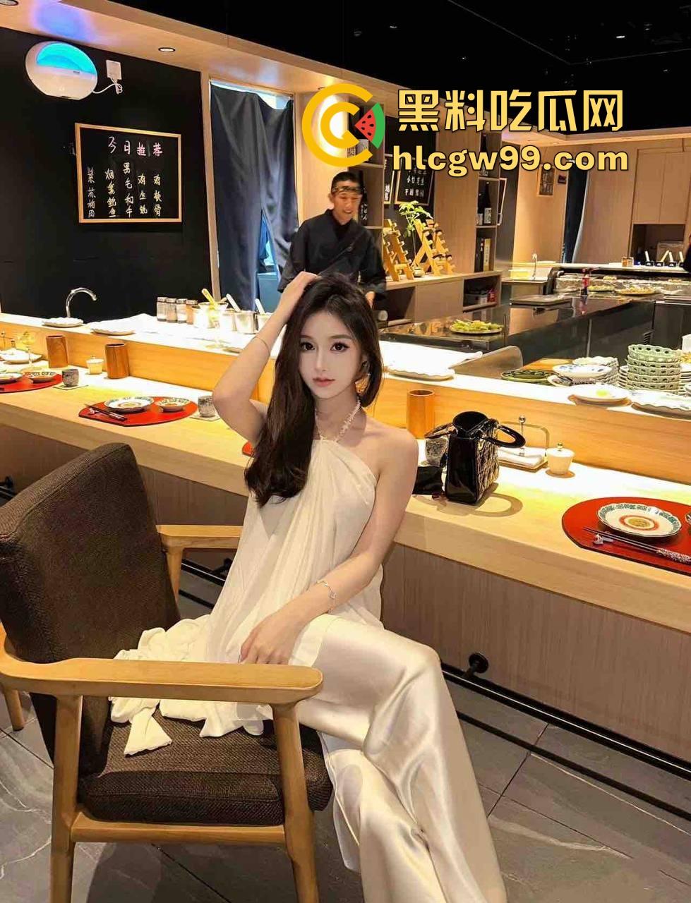 电动肛塞化身水力鳗鱼，游龙般的震动操作骚穴变喷水龙头，插着震着喷的停不下来，刺激到骨髓都在颤抖！-3