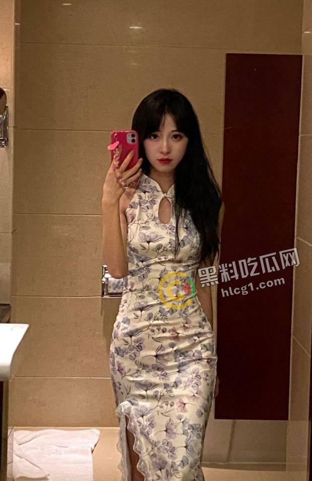 株洲师范绿帽门大曝光！女主与男友交往期间夜店约炮，厕所口爆和酒店怼脸拍摄视频流出，男友怒发女友出轨视频！-3