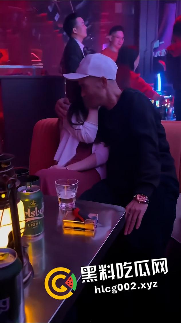 玩归玩 闹归闹 KTV里别拍照！选妃现场  难道这就是天堂吗-10