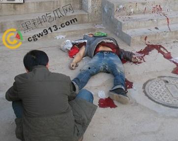 四川叙永县悲剧男子背负网贷，妻离子散绝望跳桥: 金钱社会我们该如何抉择？-3