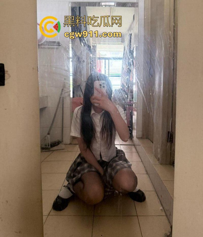 江苏电气职业学院清纯学妹【赵雅莹】网调私拍曝光，为取悦金主释放母狗奴性，调教露出宿舍自慰尺度超大！-2