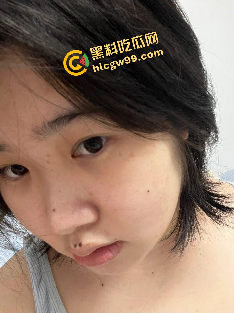 贵州反差骚母狗痴女【江倩】化身书法家上演绝活，毛笔插进逼里写字，重口调教贱逼！-1