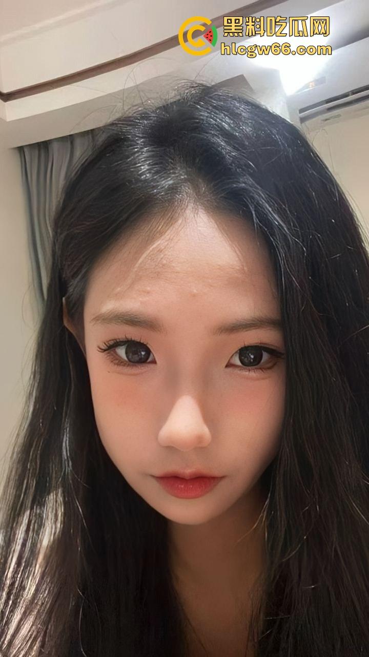 小编推荐！广西民族大学极品校花【吴芷舒】骚得让人腿软 约炮视频被瓜友爆出 很有撸点。-8