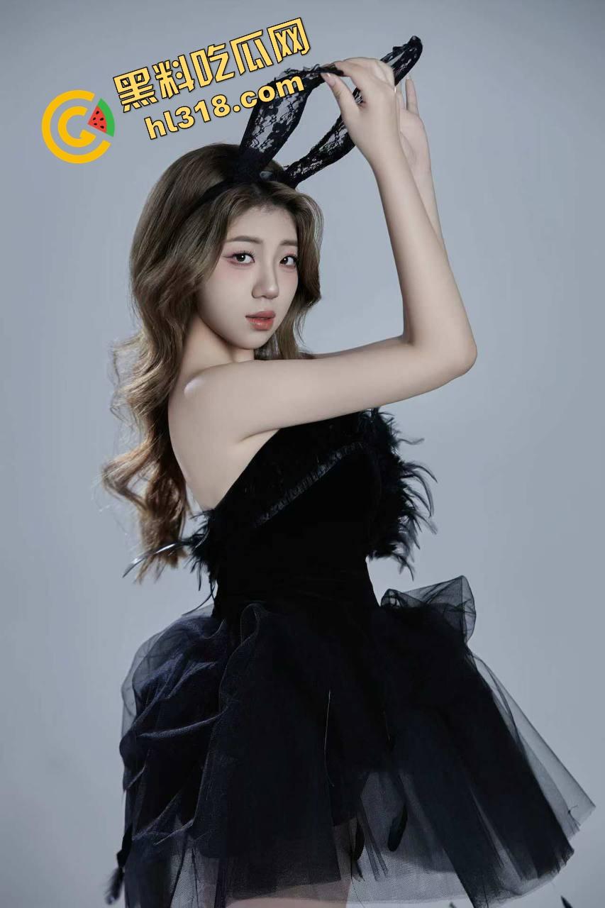 带嫂子酒吧喝嗨了，回全季酒店把她操到眼泪直流，微醺状态深喉插到口爆吞精，真的是好吃不过饺子！-3