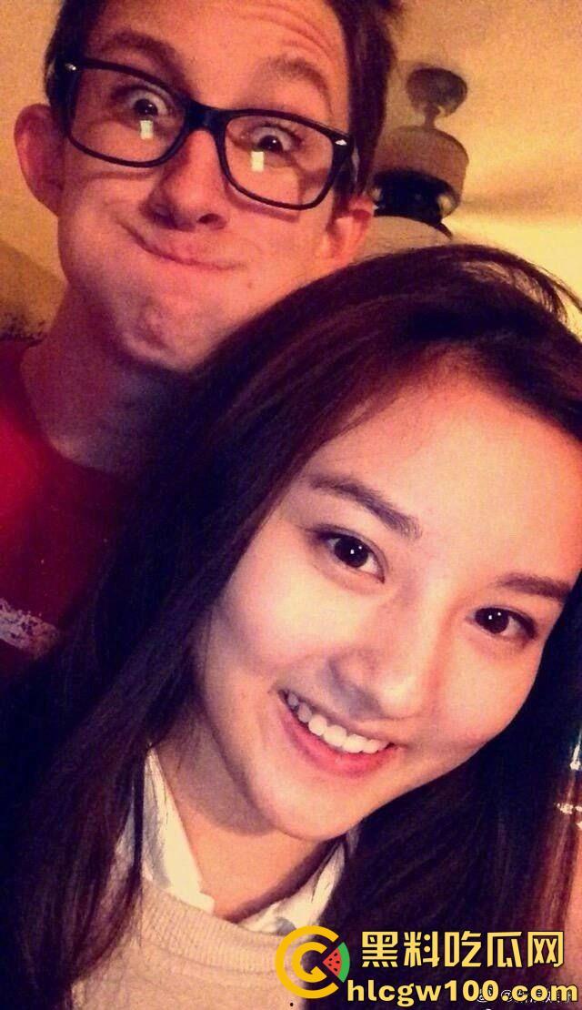 洋麻雀放出大量与【宋祖儿】的照片，说有过很多美好的回忆，以前就听说在国外玩的花-1