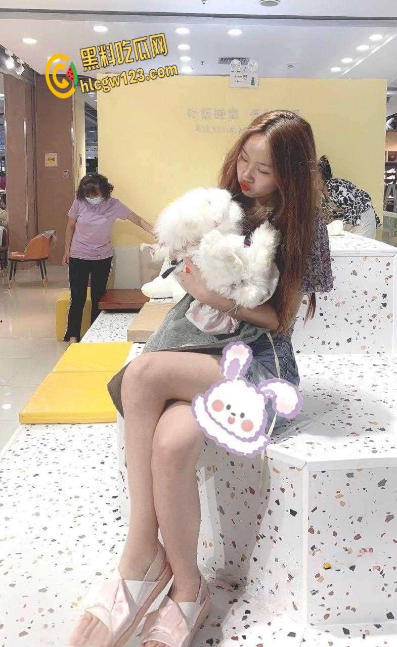 清纯学生妹用身体帮炮友过生日，唱完生日快乐歌就直接开始，真是个懂事的小母狗！-3