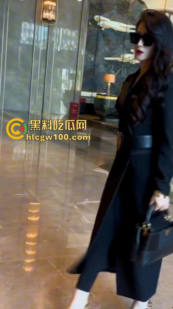 那些年错过的少女如今已成骚妇 当年得不到现在求着操 各地风骚淫妇卖逼出轨调教合集强势流出！-6