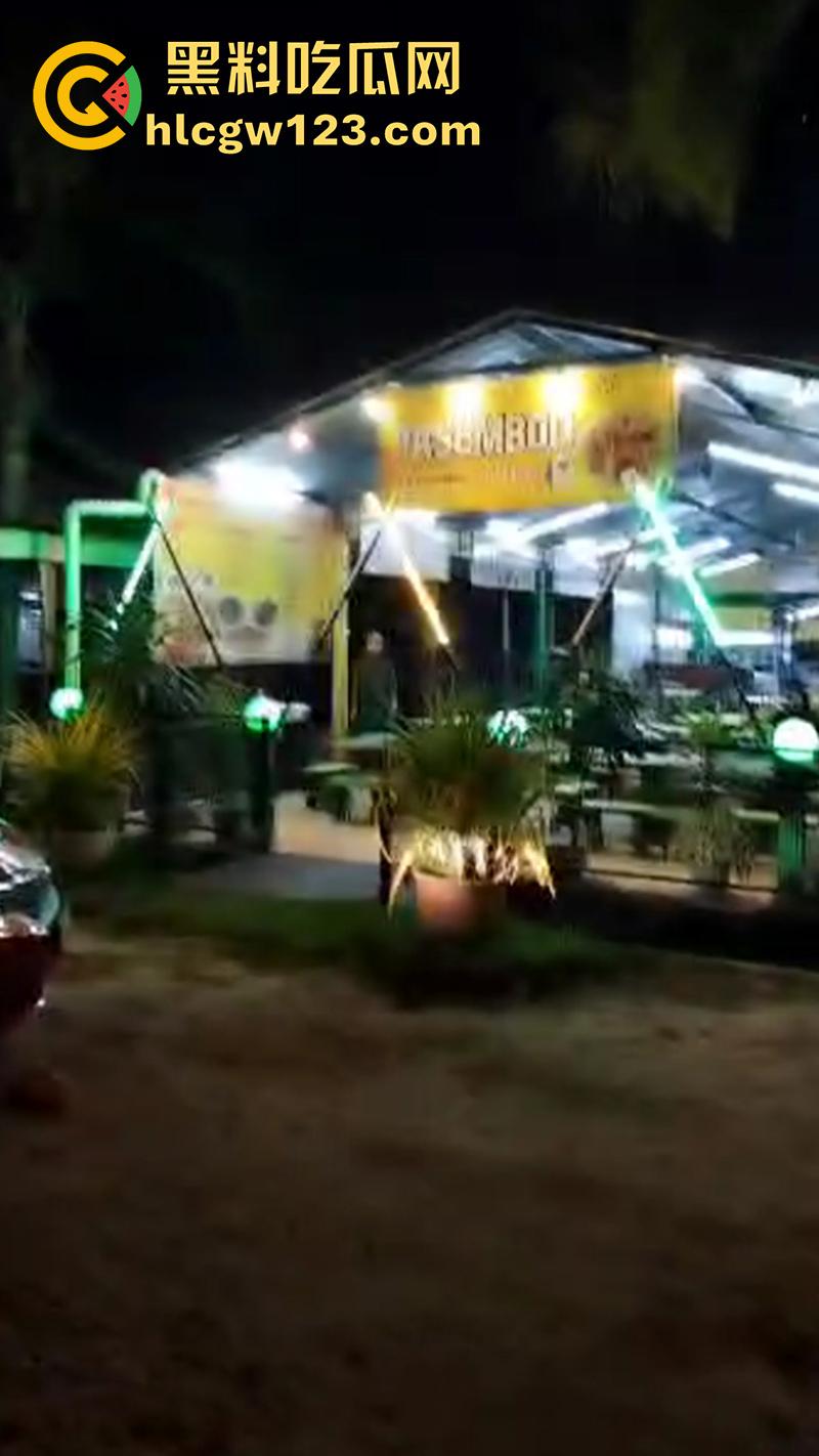 马来西亚血腥车祸现场，华裔驾车相撞导致2死4伤，现场血肉模糊胆小者勿入，现场画面流出！-8