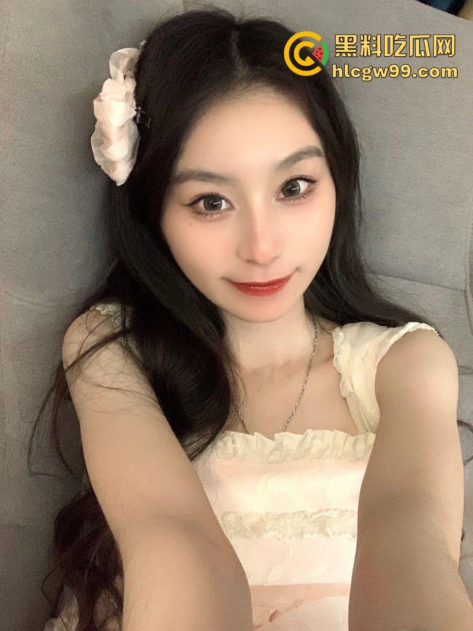 重庆化工职业洛丽塔骚鸡【黄娅】与体育生网友面基一顿饭就得吃,母狗模样口爆吃鸡吞精!独家流出!-2