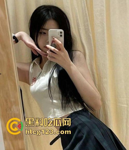 清纯前台化身肥臀母狗！淫乱视频泄露，男友狂操到屁眼红肿！-1