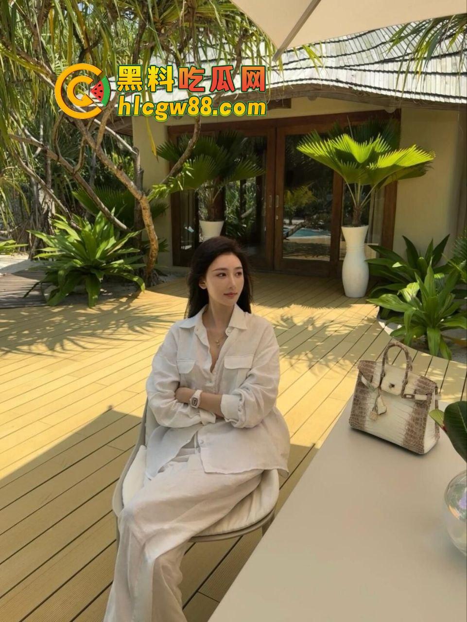 西安打气女『欧阳俞』吸完气球立马开干,日逼吃棒套餐不带喘,口水拉丝摇头吃嗨,这个真的专业!-4